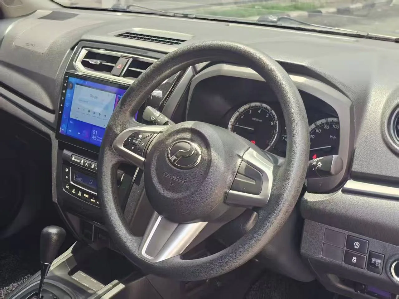 2022 Perodua Aruz 1.5 Premium gallery photo 8