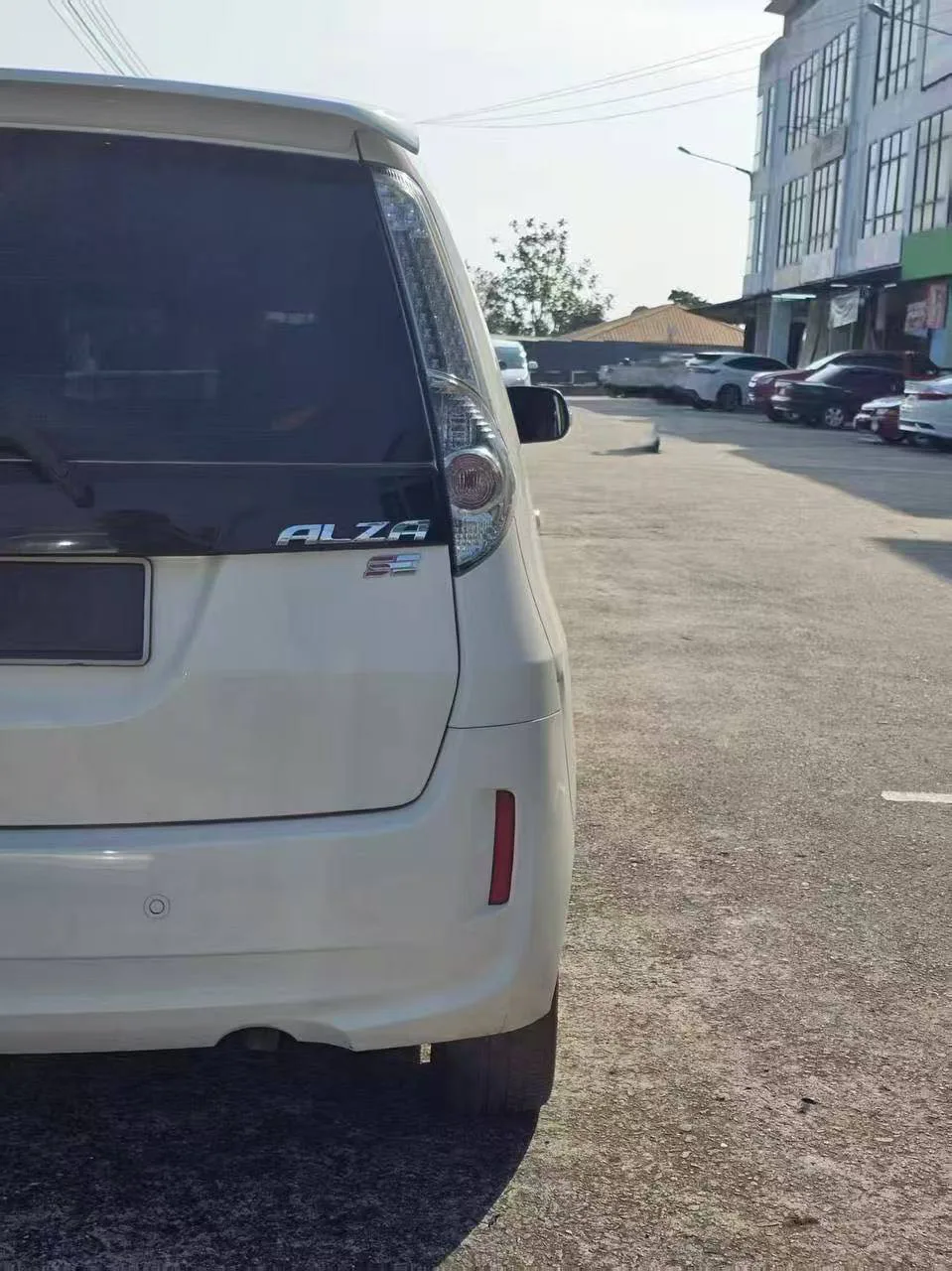 2014 Perodua Alza 1.5 SE gallery photo 5
