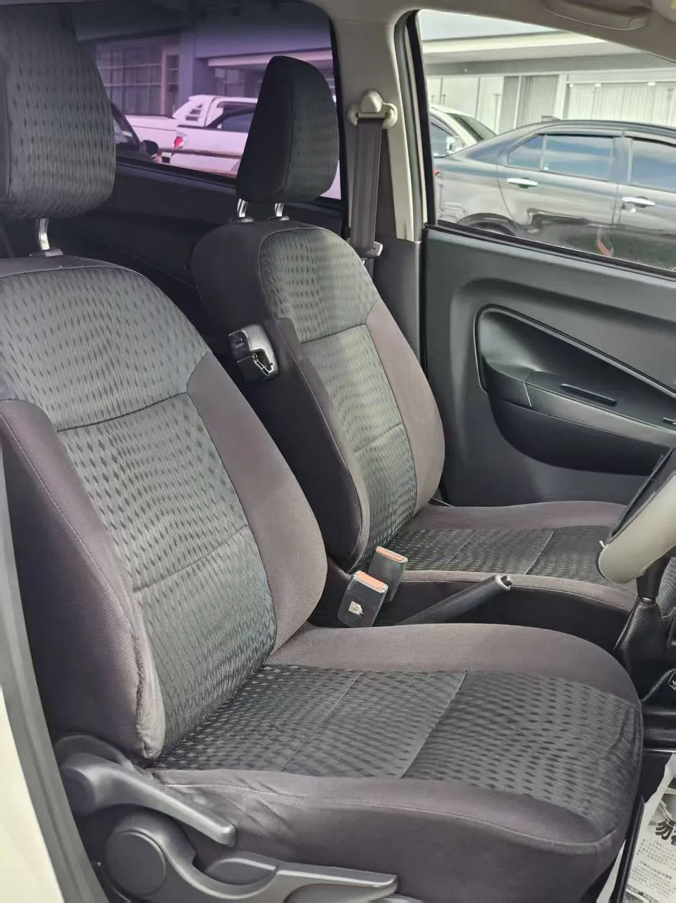 2016 Perodua Axia Manual 1.0 G gallery photo 8