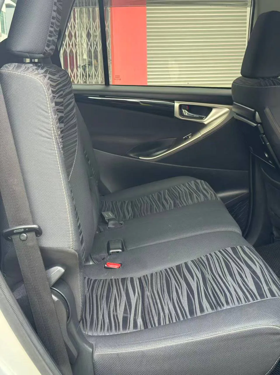 2018 Toyota Innova Auto 2.0 G gallery photo 8