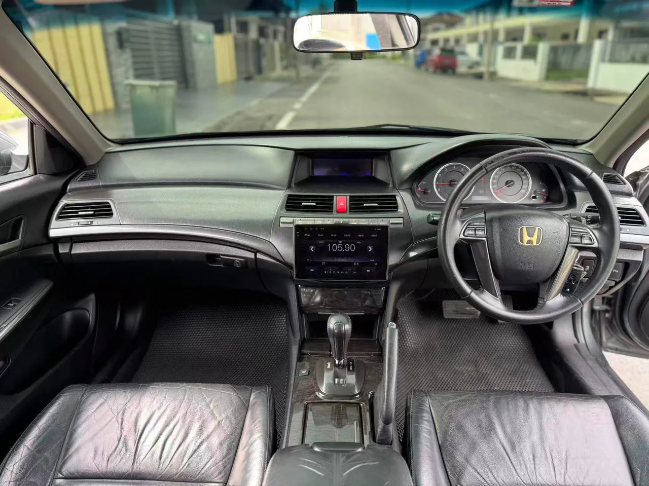 2011 Honda Accord Auto 2.4 gallery photo 5