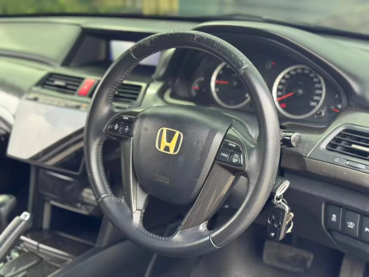 2011 Honda Accord Auto 2.4 gallery photo 6