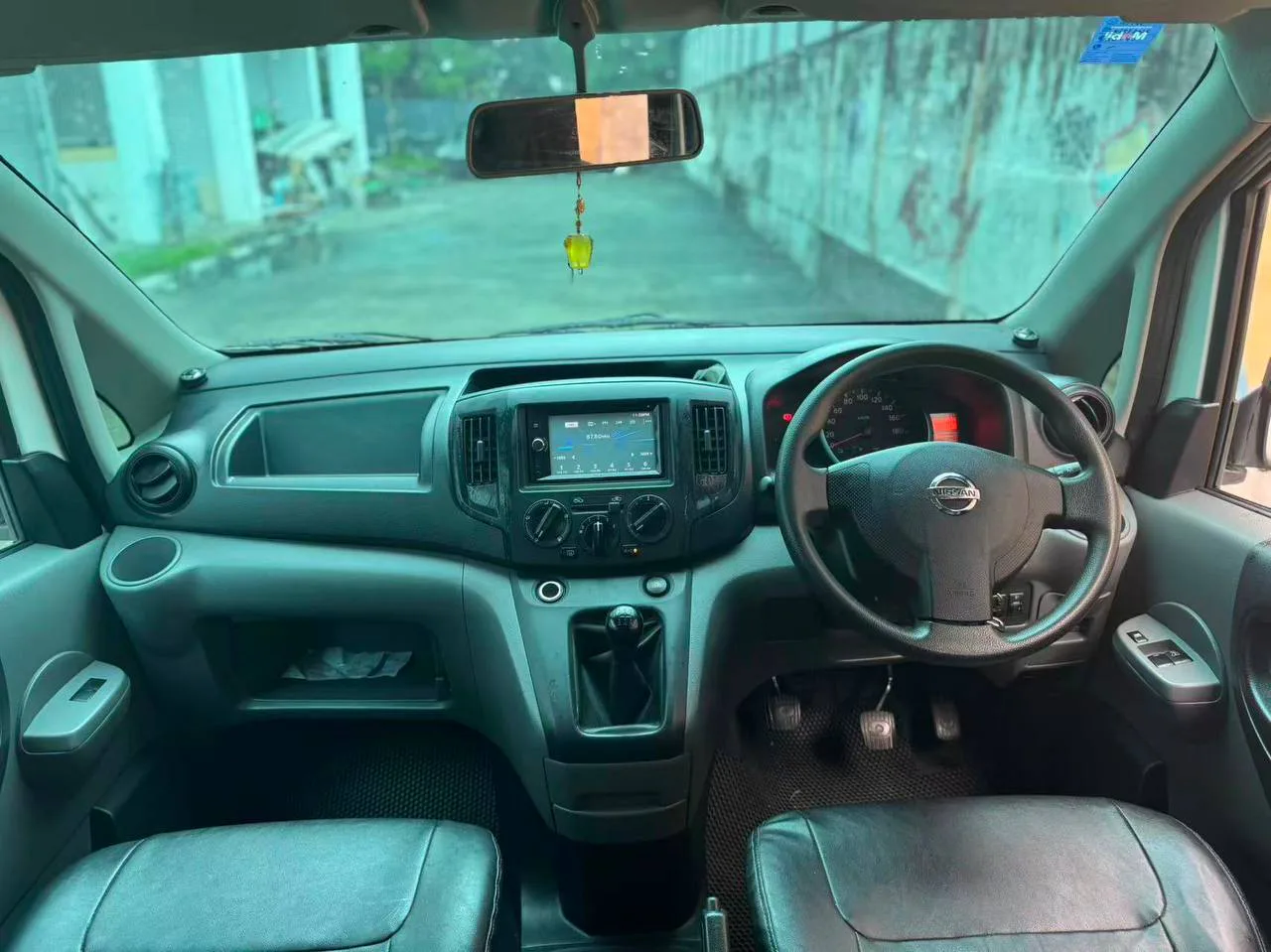 2014 Nissan NV200 1.6 gallery photo 6