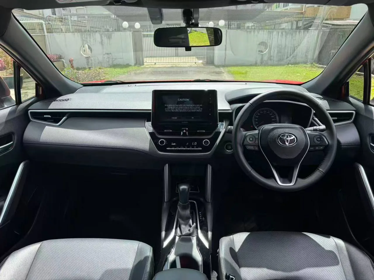 2022 Toyota Cross Auto 1.8 G gallery photo 8