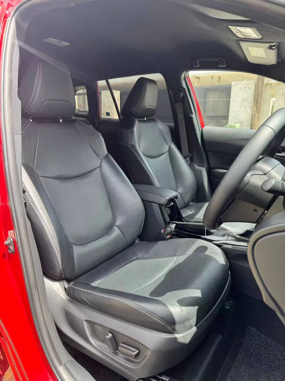 2022 Toyota Cross Auto 1.8 G gallery photo 10