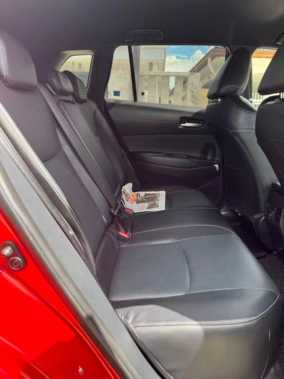 2022 Toyota Cross Auto 1.8 G gallery photo 11