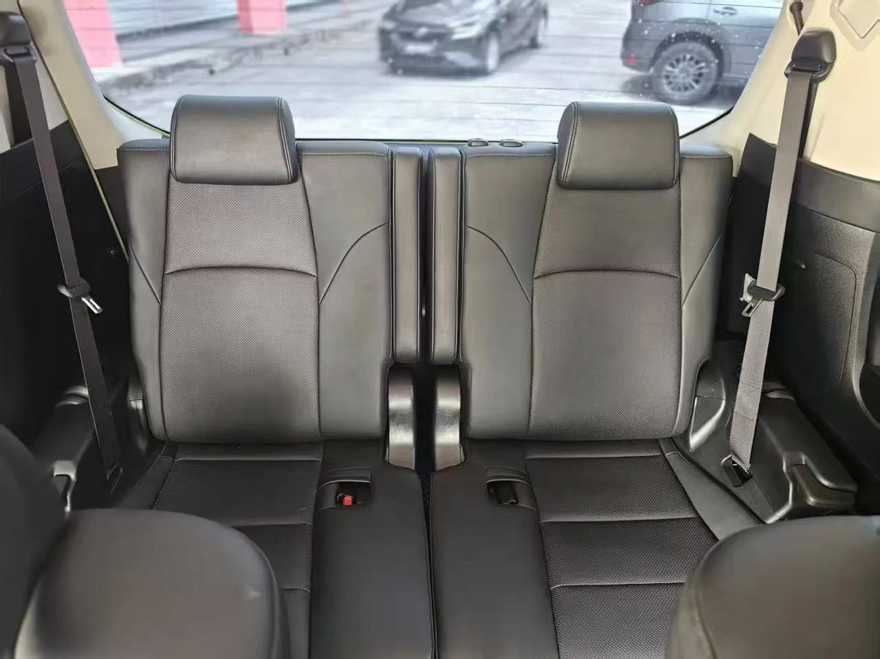 2020/2023 Toyota Vellfire 2.5 ZG gallery photo 10