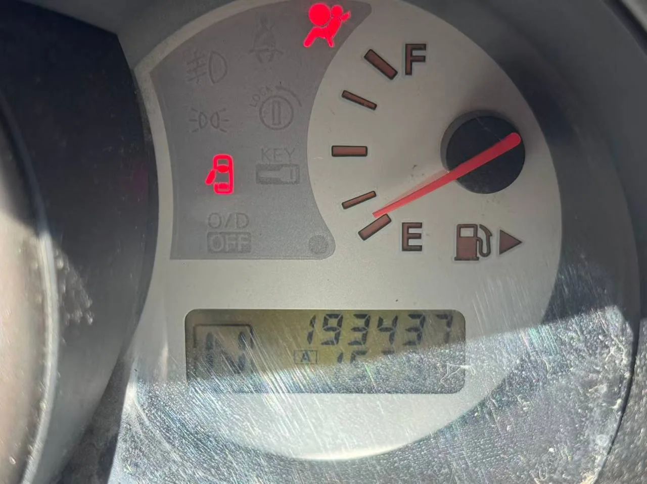 2011 Nissan Grand Livina Auto 1.6 gallery photo 6