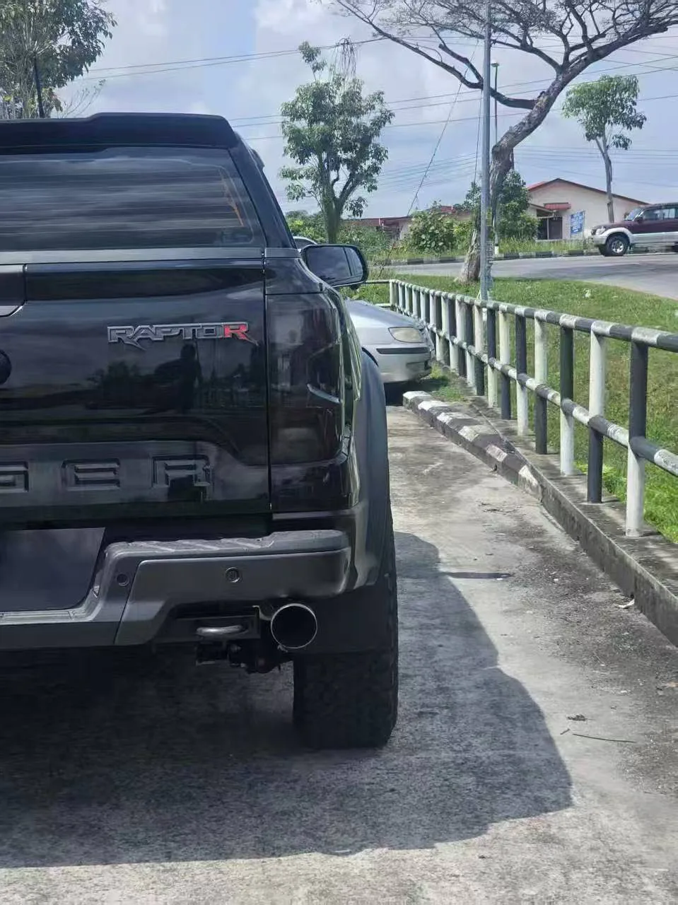 2023 Ford Raptor Auto 3.0 4WD V6 Twin-Turbo Petrol gallery photo 6