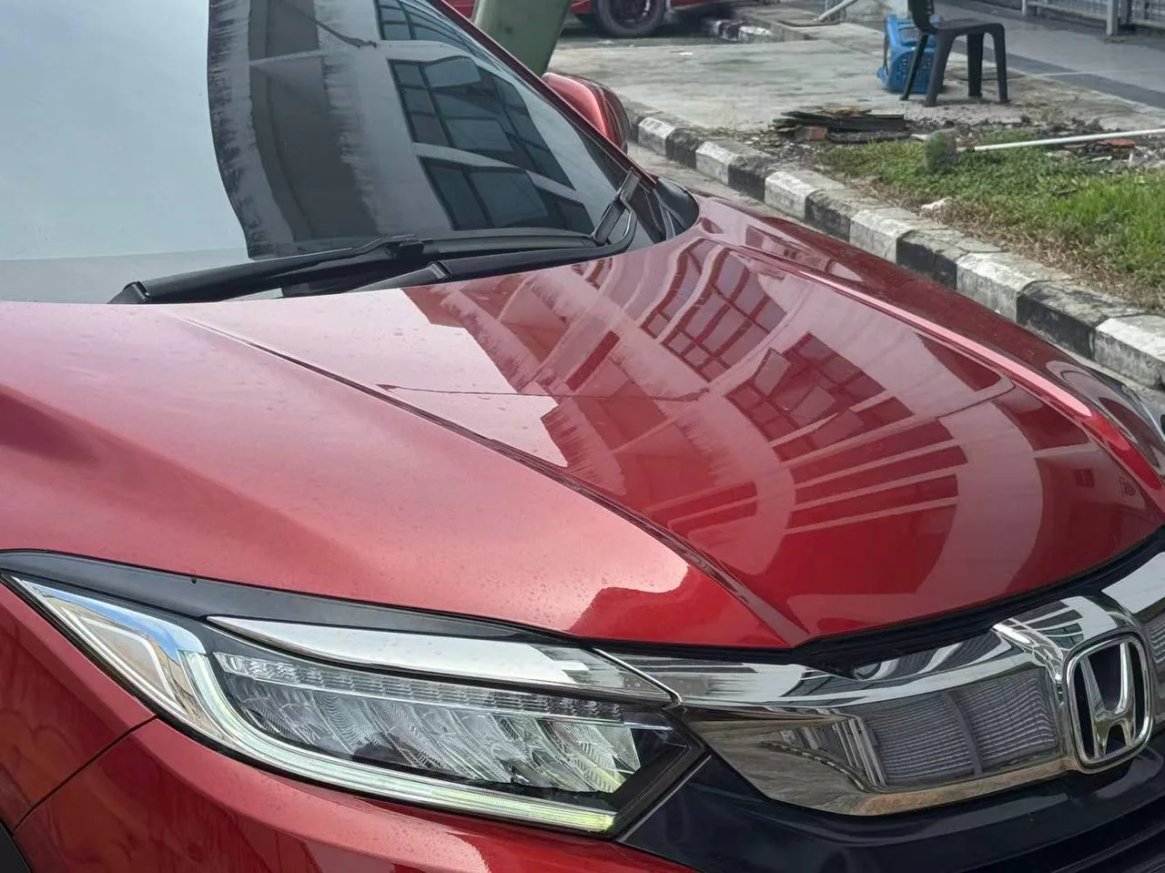 2021 Honda HR-V 1.5 V gallery photo 5