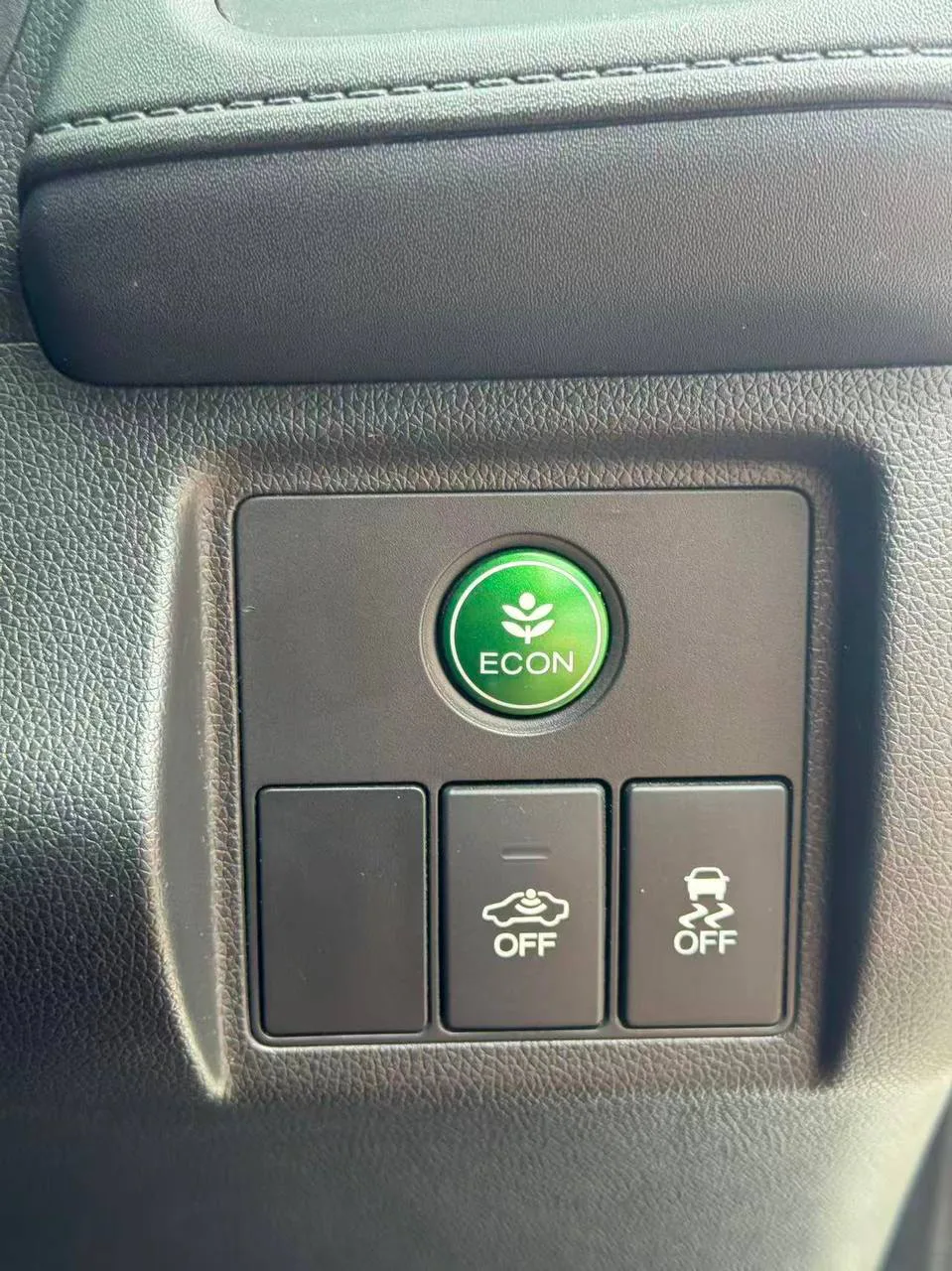2015 Honda HR-V 1.5 V gallery photo 8