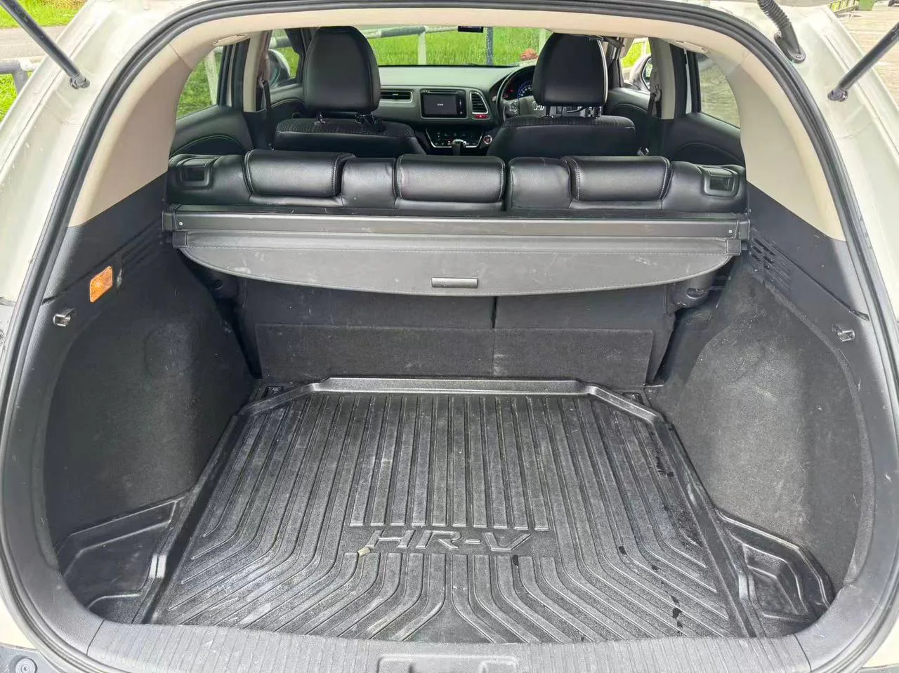 2015 Honda HR-V 1.5 V gallery photo 11