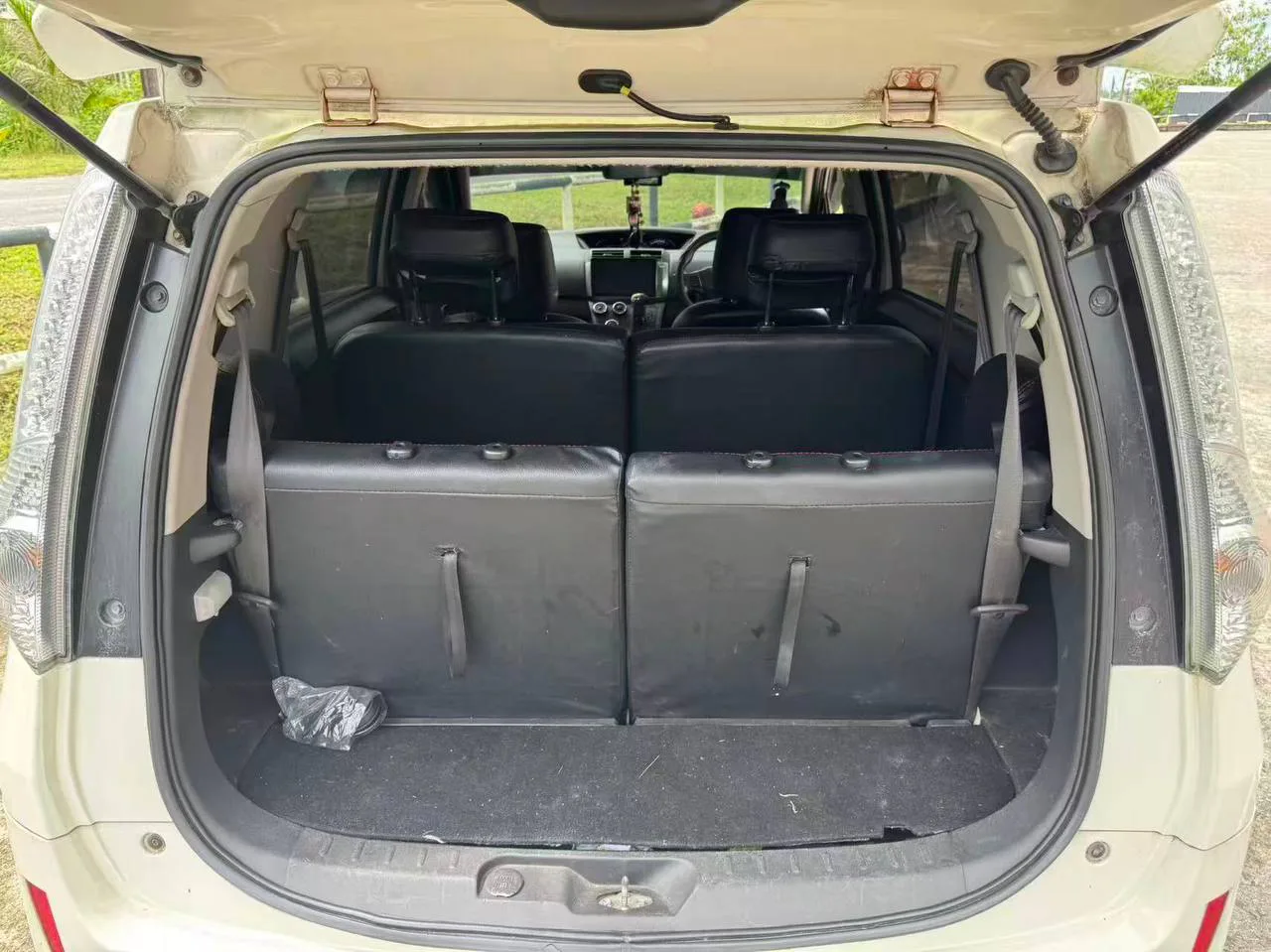 2014 Perodua Alza 1.5 SE gallery photo 9