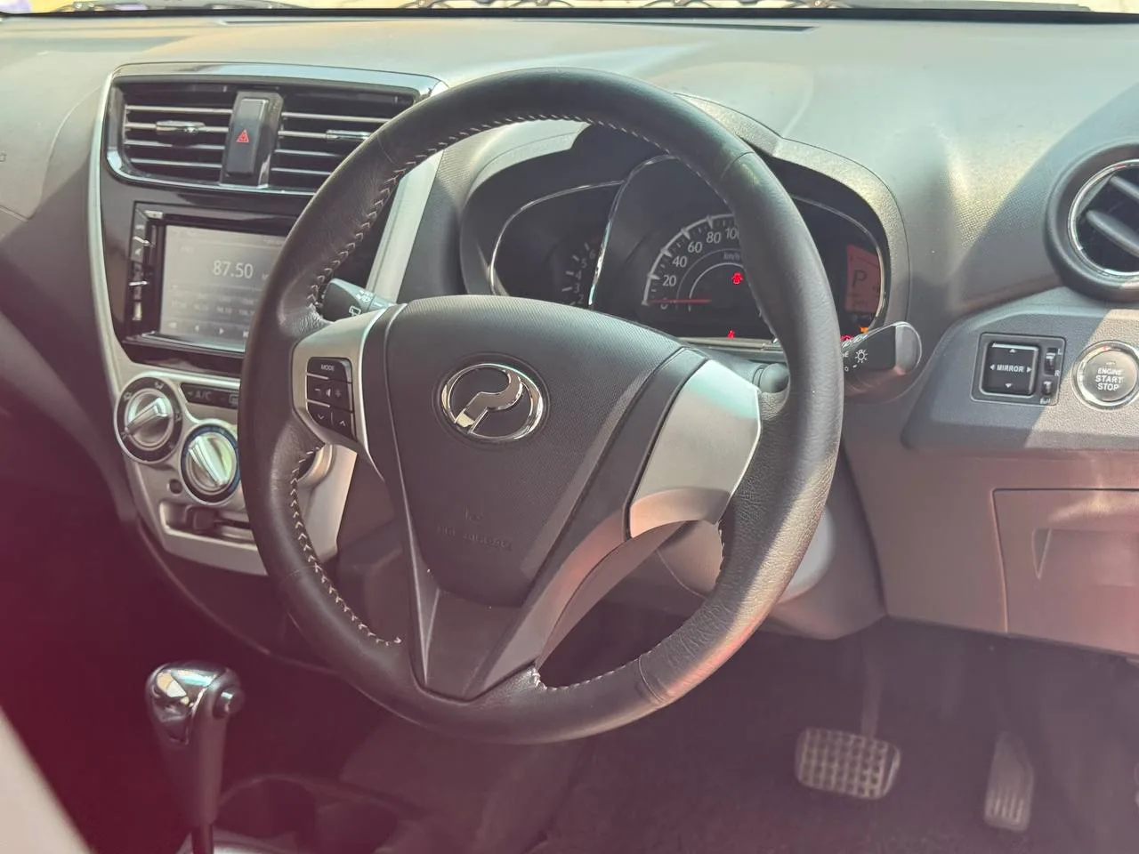 2017 Perodua Axia 1.0 Advance gallery photo 8