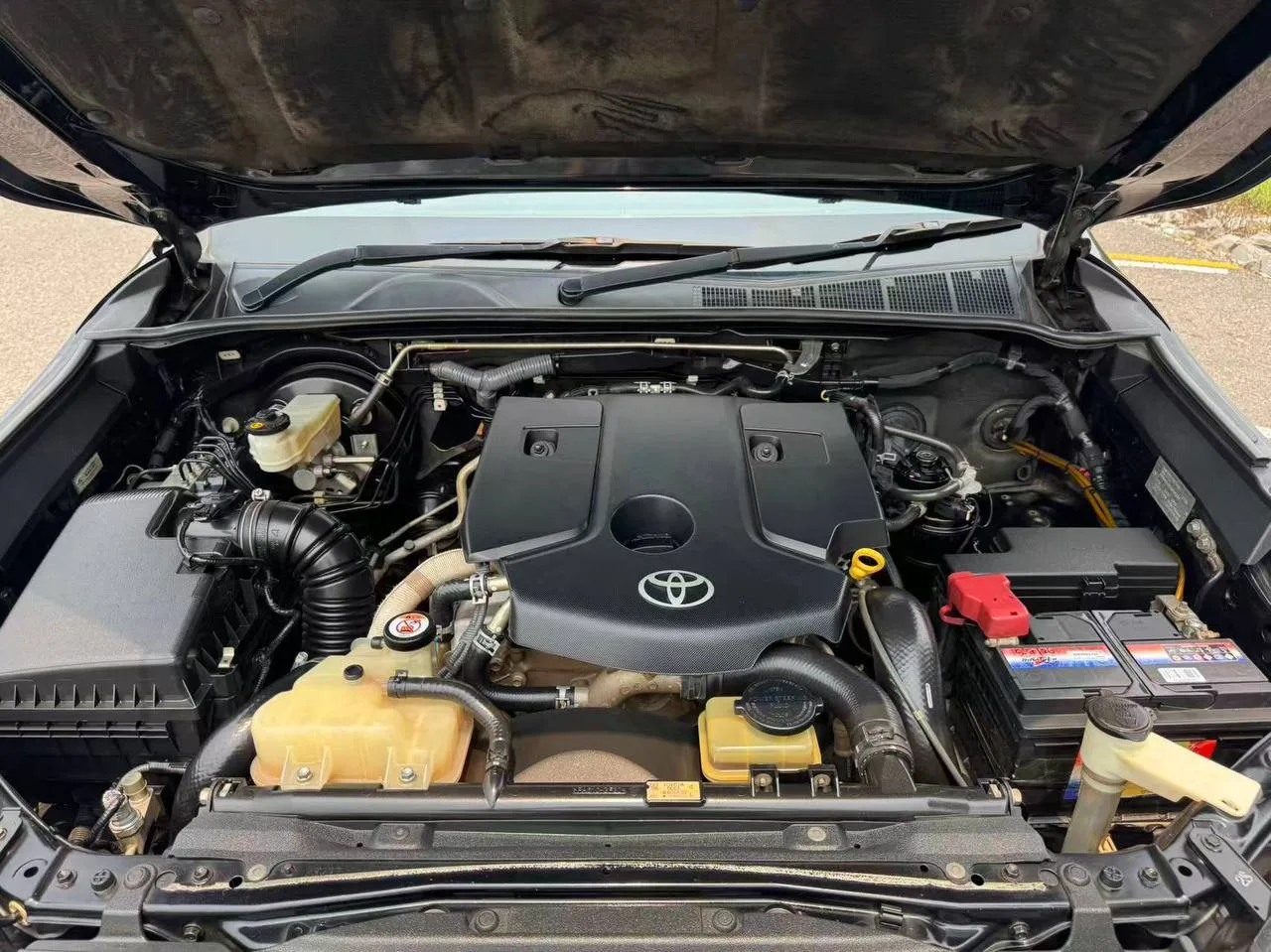 2018 Toyota Hilux 2.8 Rocco L-Edition gallery photo 9