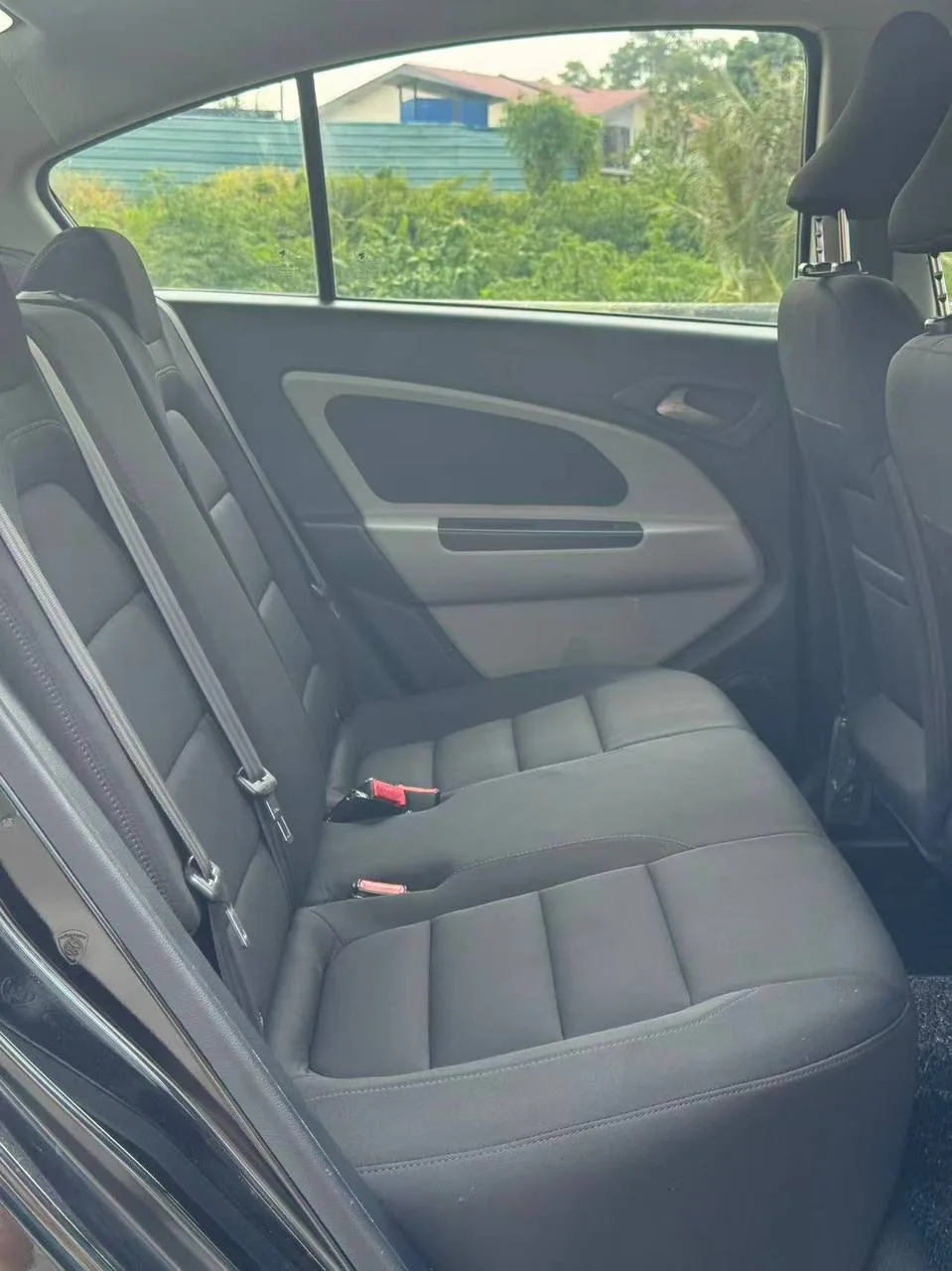 2017 Proton Persona 1.6 Executive gallery photo 9