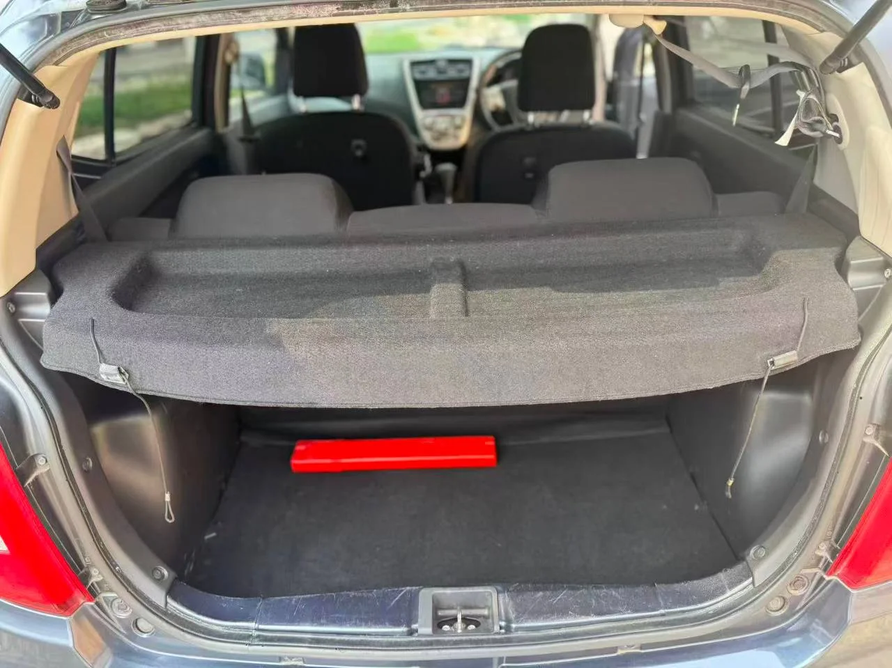 2017 Perodua Axia Auto 1.0 G gallery photo 10