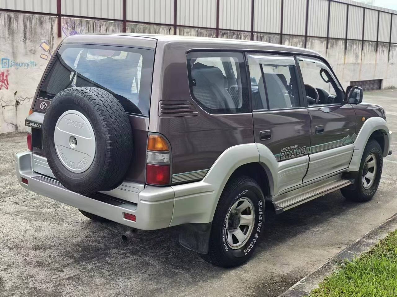2002 Toyota Prado 2.7 Petrol Manual gallery photo 3
