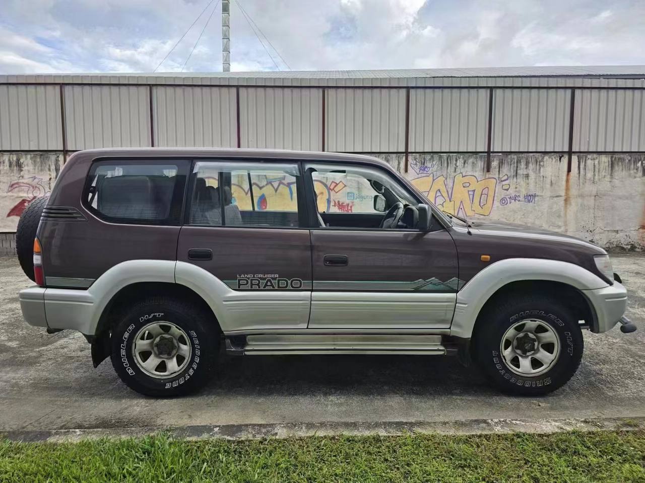 2002 Toyota Prado 2.7 Petrol Manual gallery photo 10