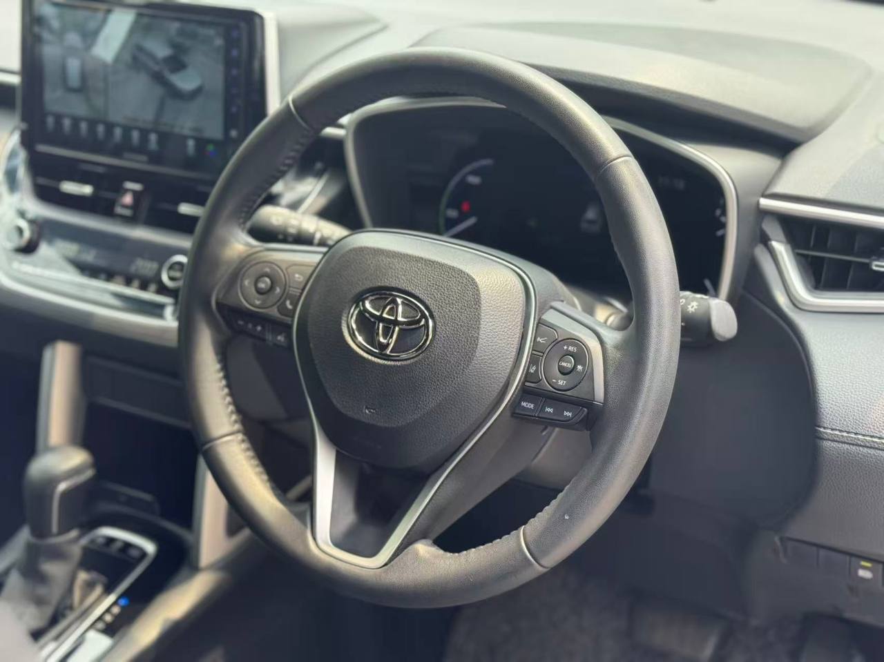 2023 Toyota Cross 1.8 Hybrid Auto gallery photo 7