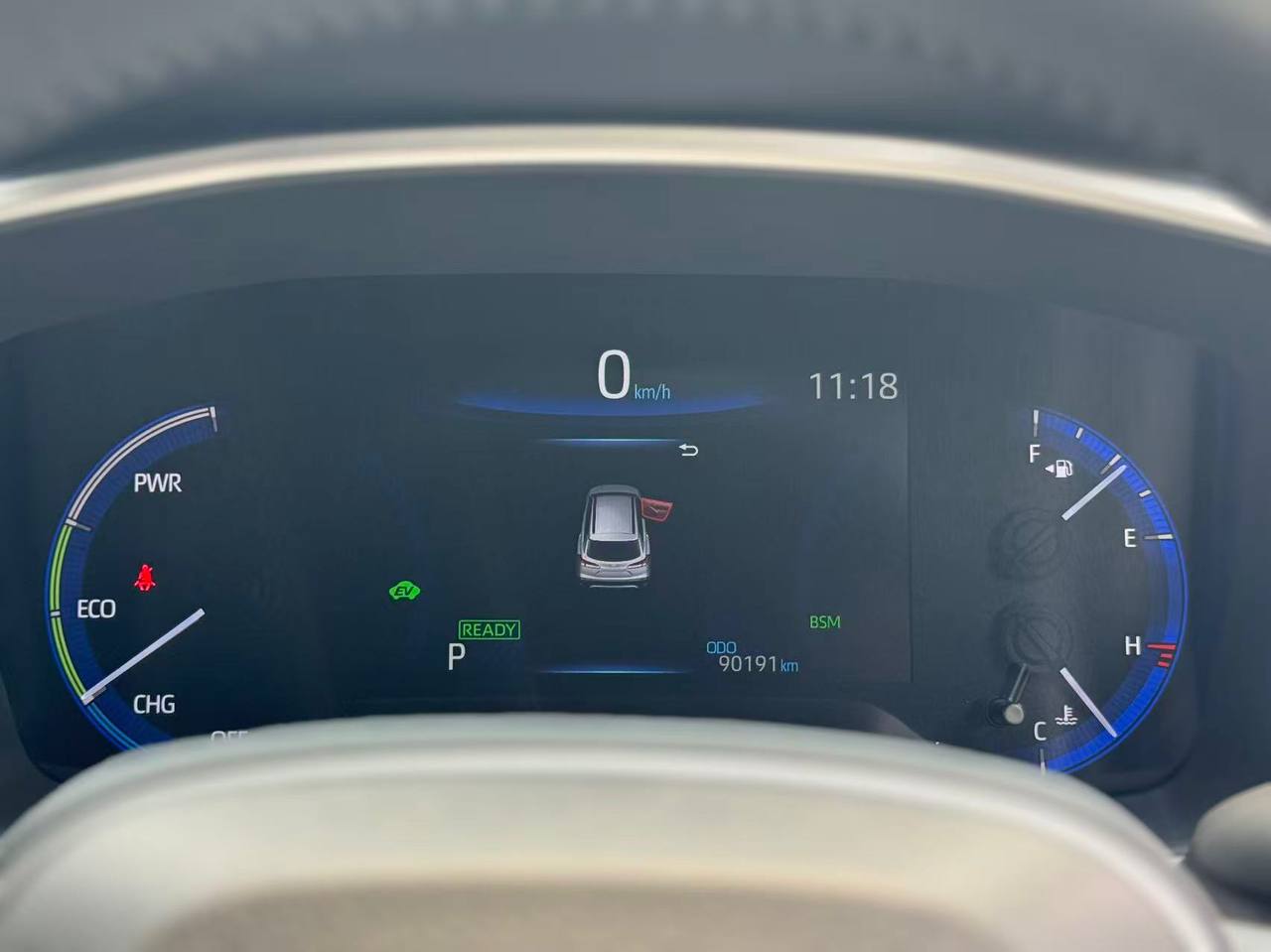 2023 Toyota Cross 1.8 Hybrid Auto gallery photo 12