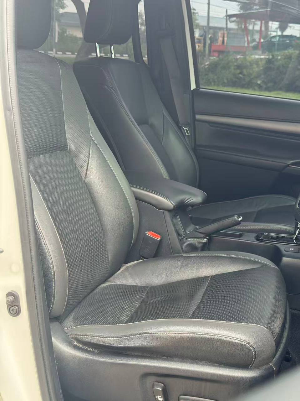 2020 Toyota Hilux 2.8 Rogue Auto gallery photo 10