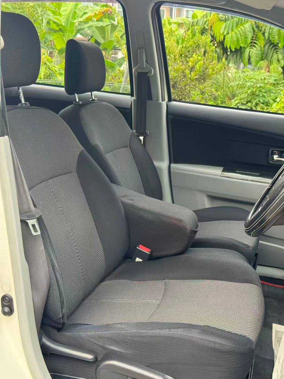2010 Perodua Alza 1.5 Ezi Auto gallery photo 8