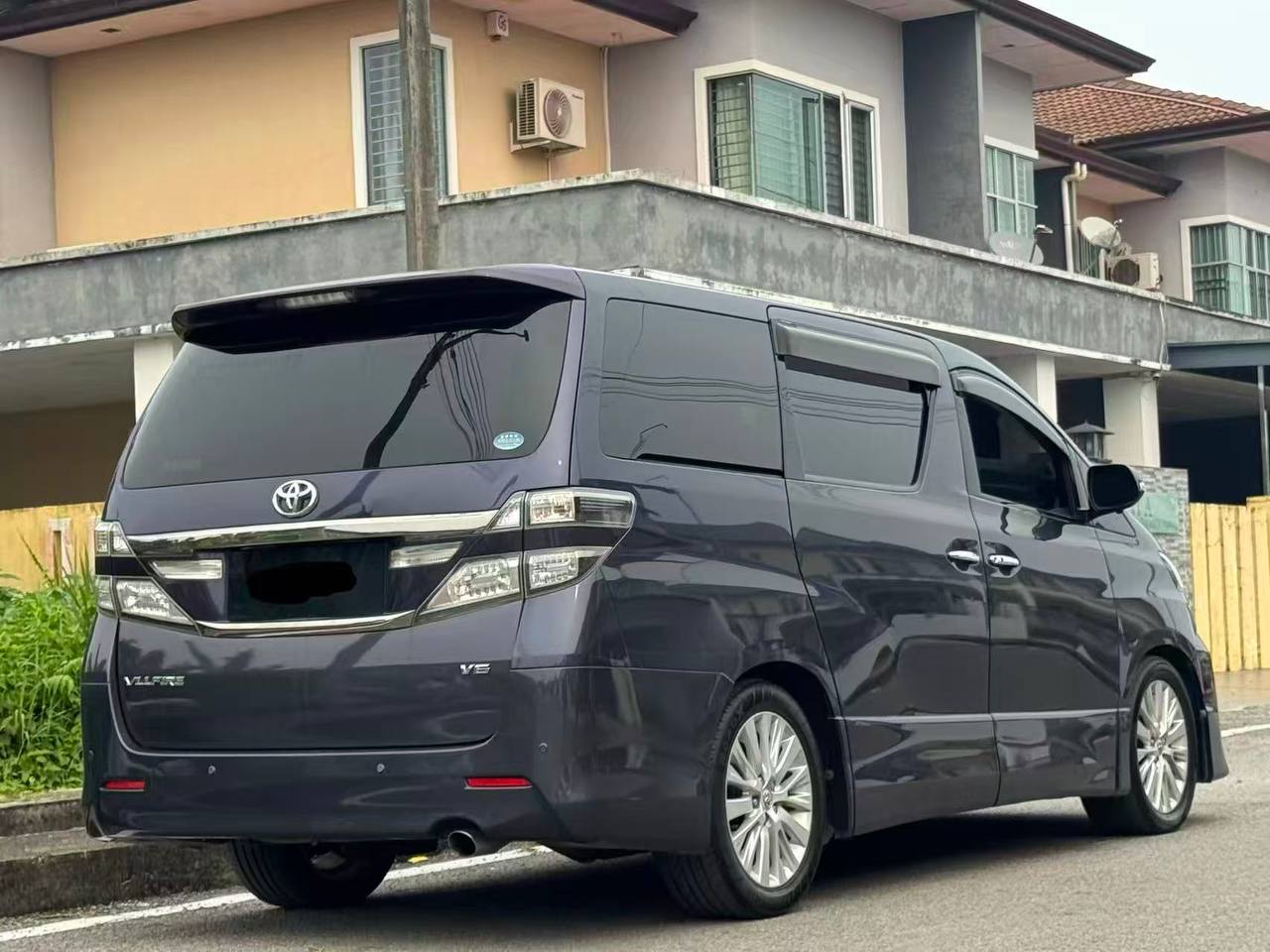 2012 Toyota Vellfire 3.5 Auto vehicle photo 4