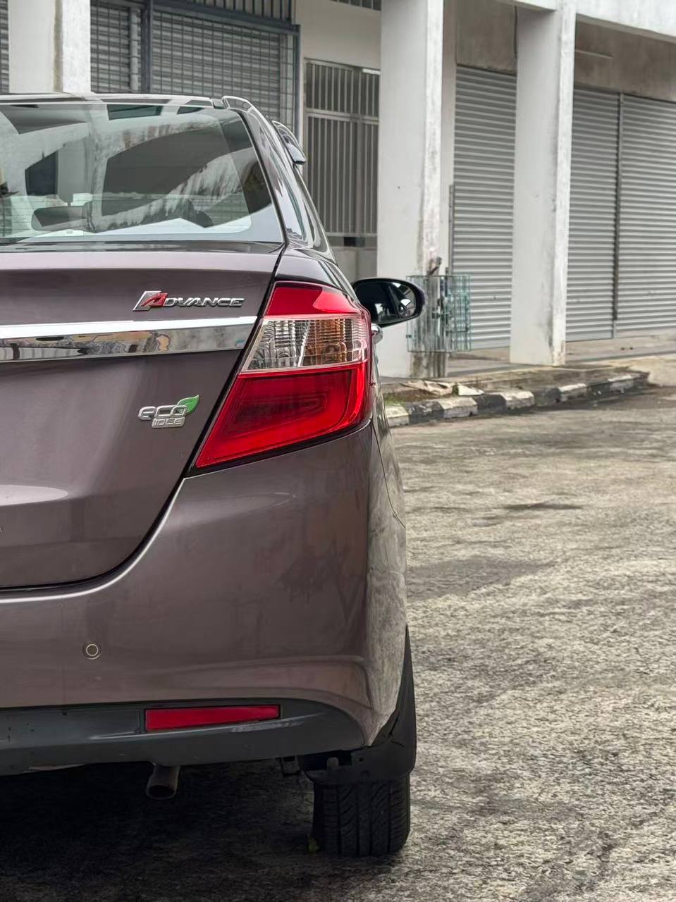 2017 Perodua Bezza 1.3 Advance gallery photo 5