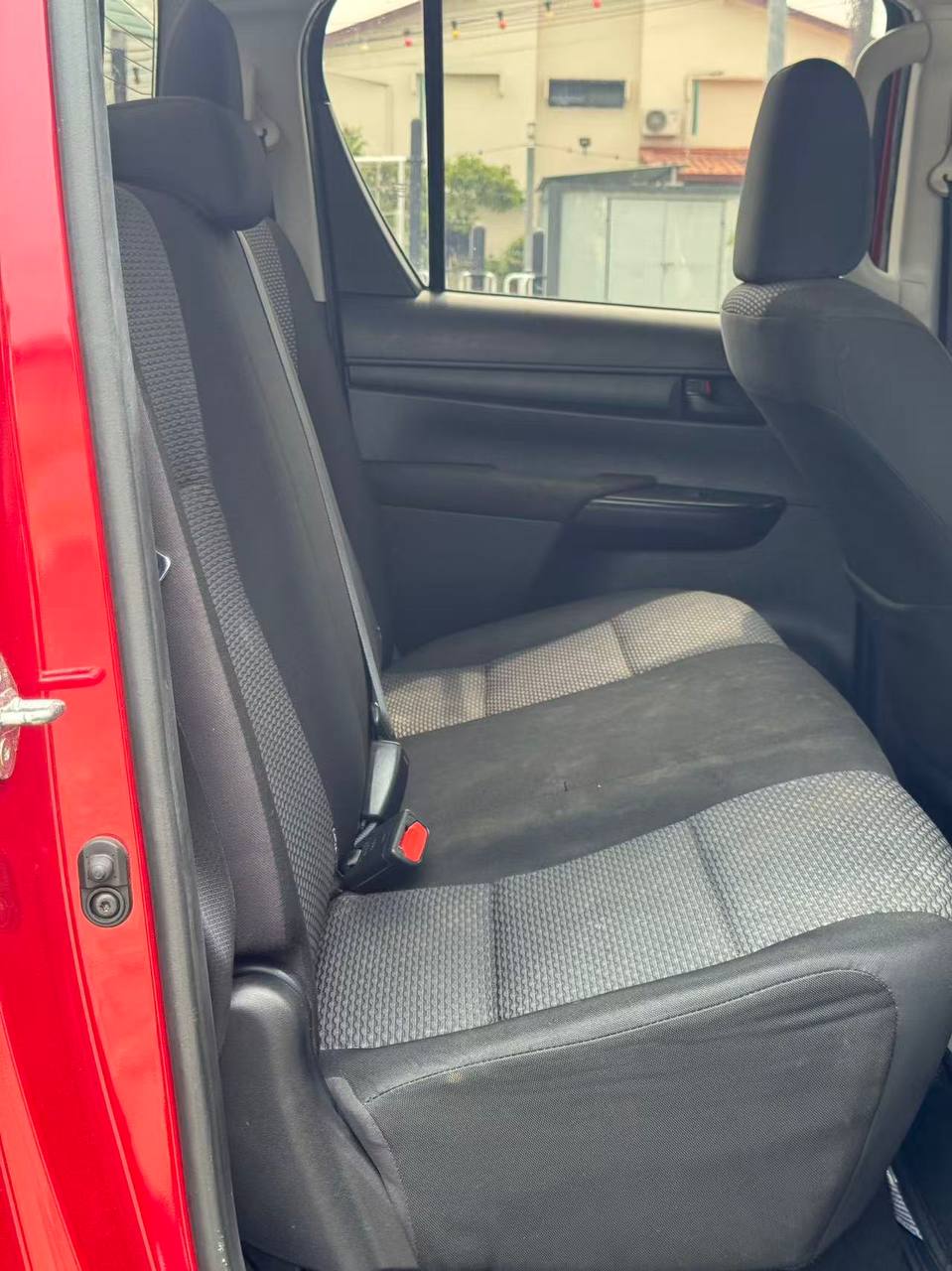 2024 Toyota Hilux 2.4E Auto gallery photo 9