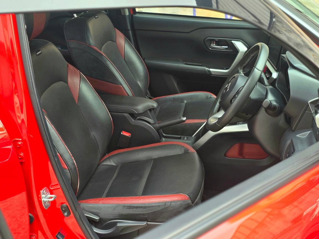 2023 Perodua Ativa 1.0 Advance gallery photo 12