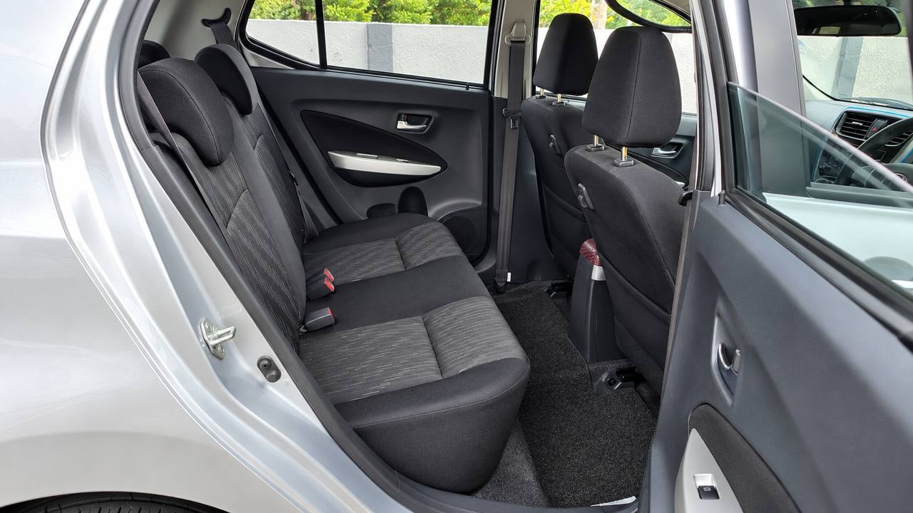 2017 Perodua Axia 1.0 SE Auto gallery photo 6