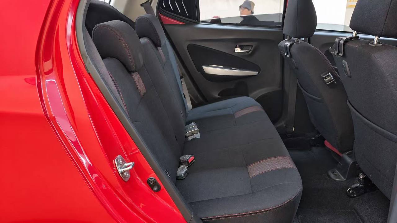 2021 Perodua Axia 1.0 Advance gallery photo 7