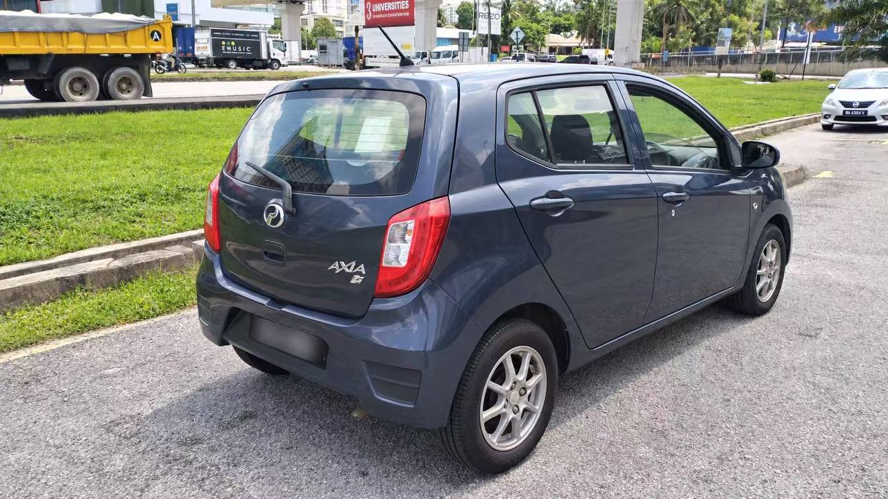 2017 Perodua Axia 1.0 G Auto vehicle photo 3