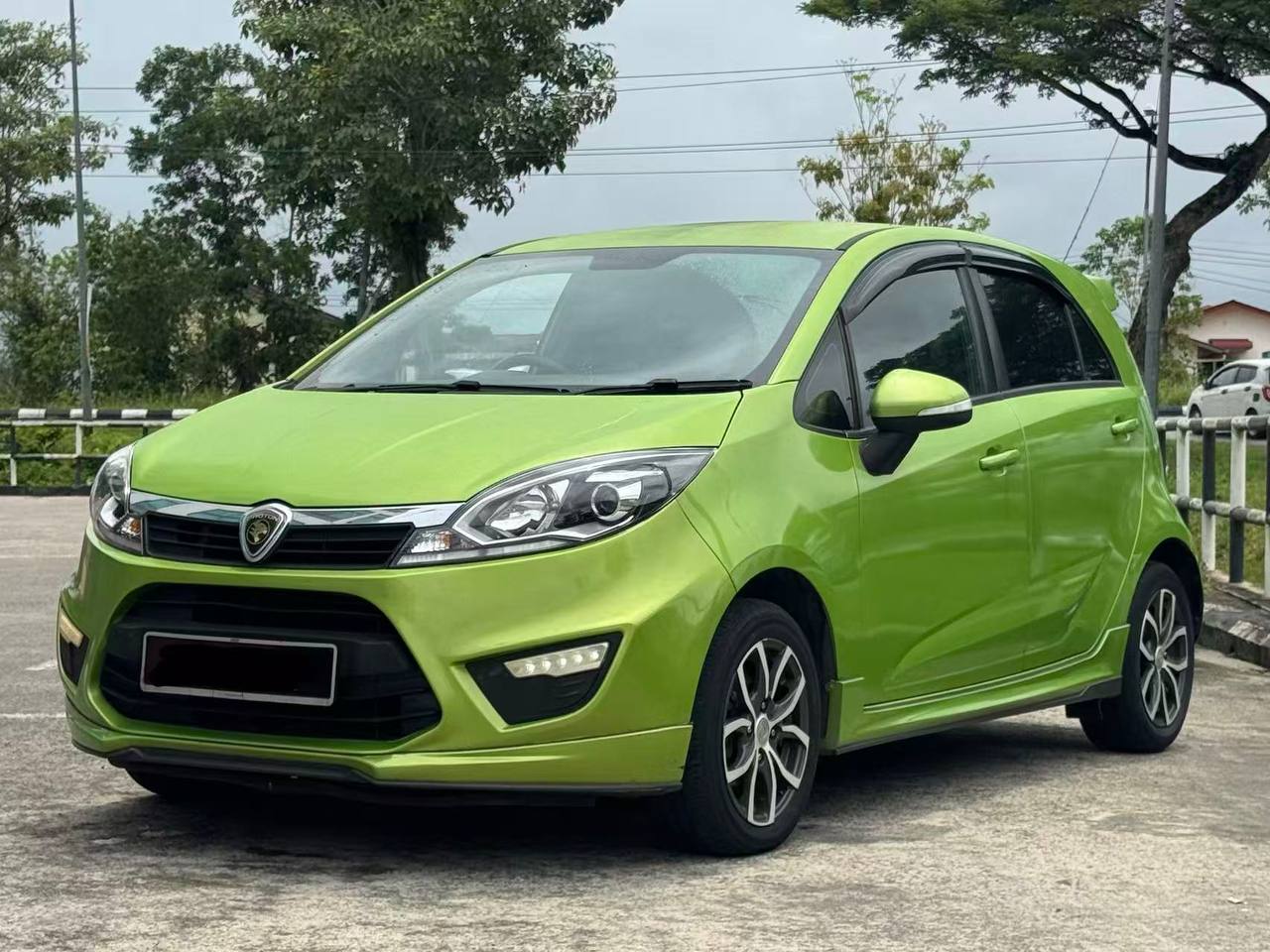 2015 Proton Iriz 1.6 Premium Auto vehicle photo 2