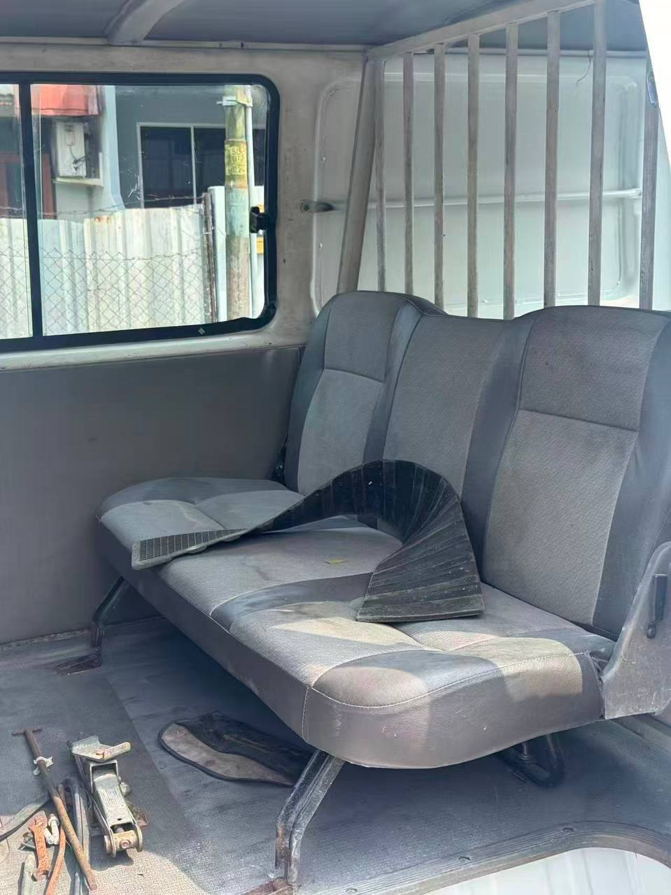 2005 Nissan Semi Panel Van 1.5 Manual gallery photo 7