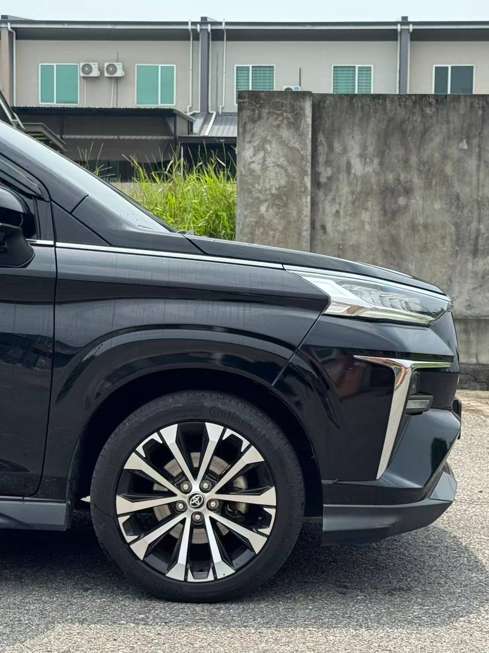 2023 Toyota Veloz 1.5 vehicle photo 4