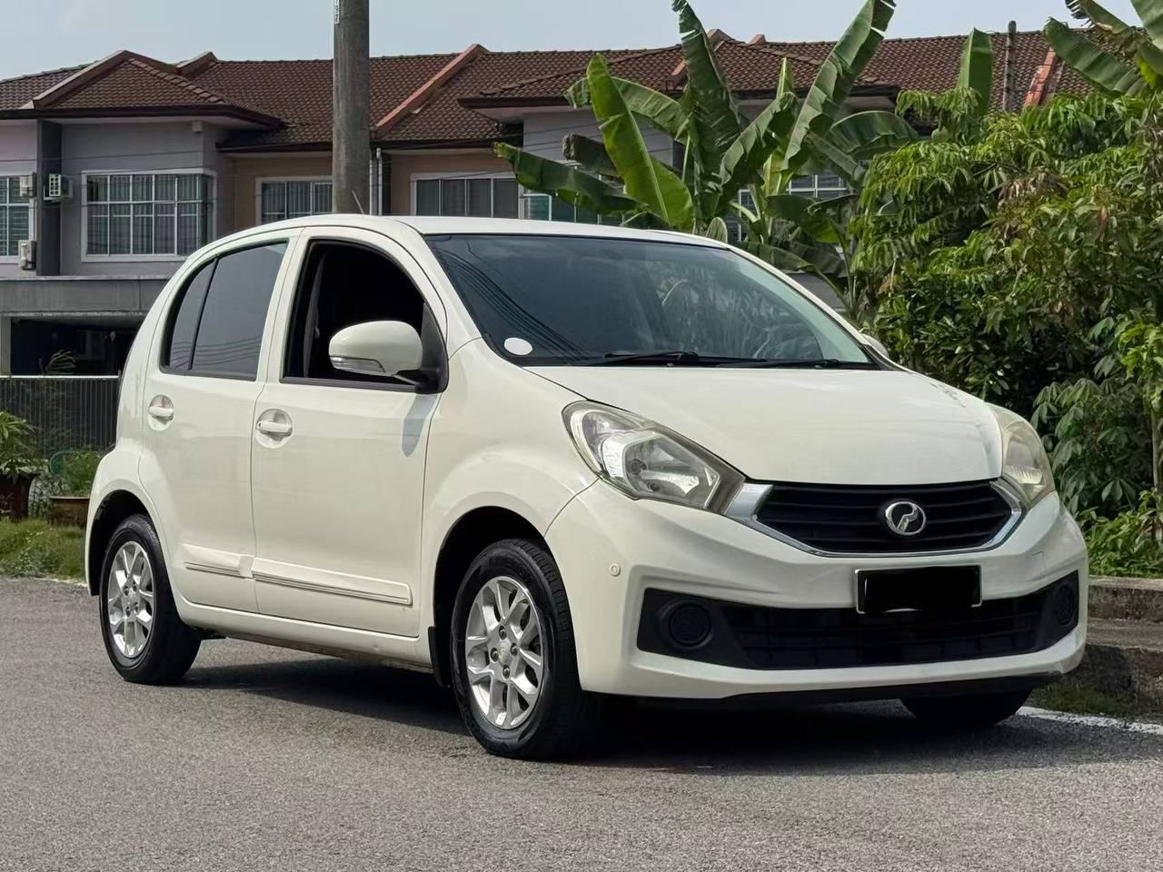 2016 Perodua Myvi 1.3G vehicle photo 2