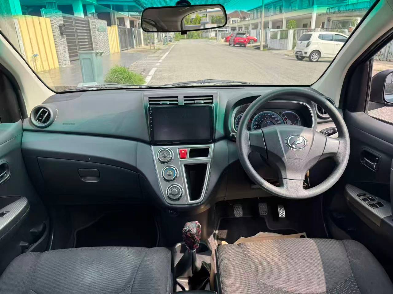 2013 Perodua Myvi 1.3 gallery photo 6