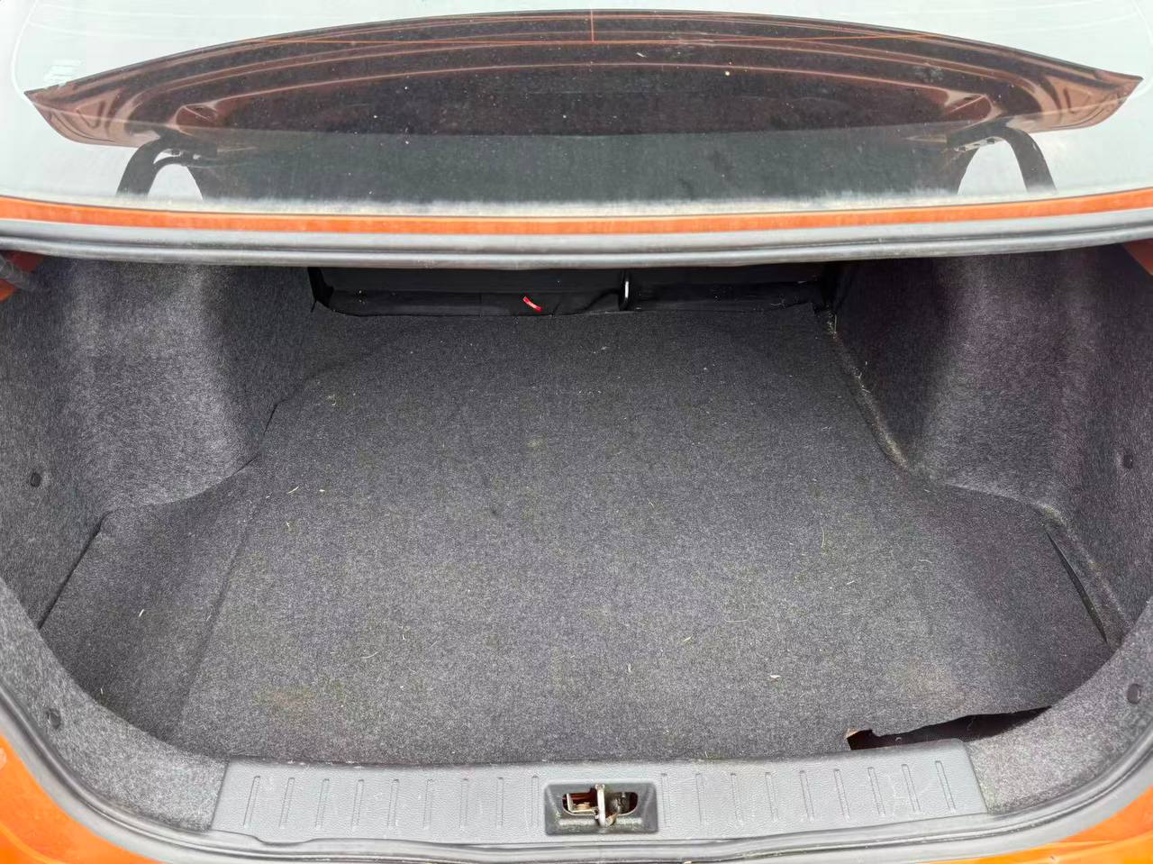2024 Nissan Almera 1.0 VLT gallery photo 11