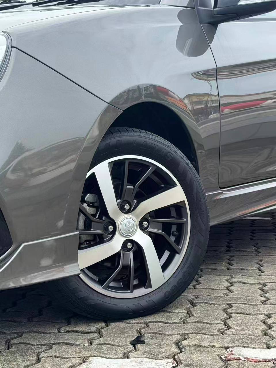 2024 Proton Saga 1.3 Premium S gallery photo 7