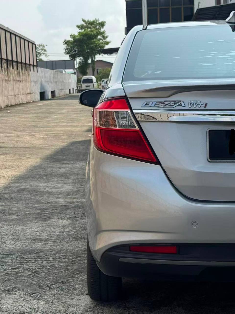 2019 Perodua Bezza 1.3 Premium gallery photo 5