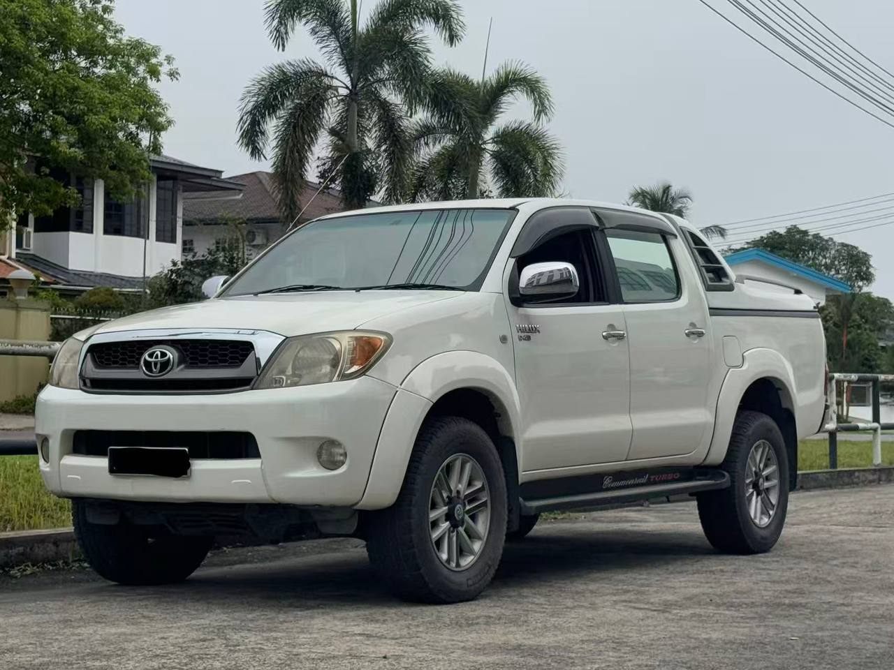 2008 Toyota Hilux 2.5 Auto gallery photo 2
