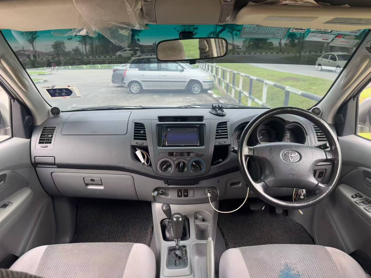 2008 Toyota Hilux 2.5 Auto gallery photo 7