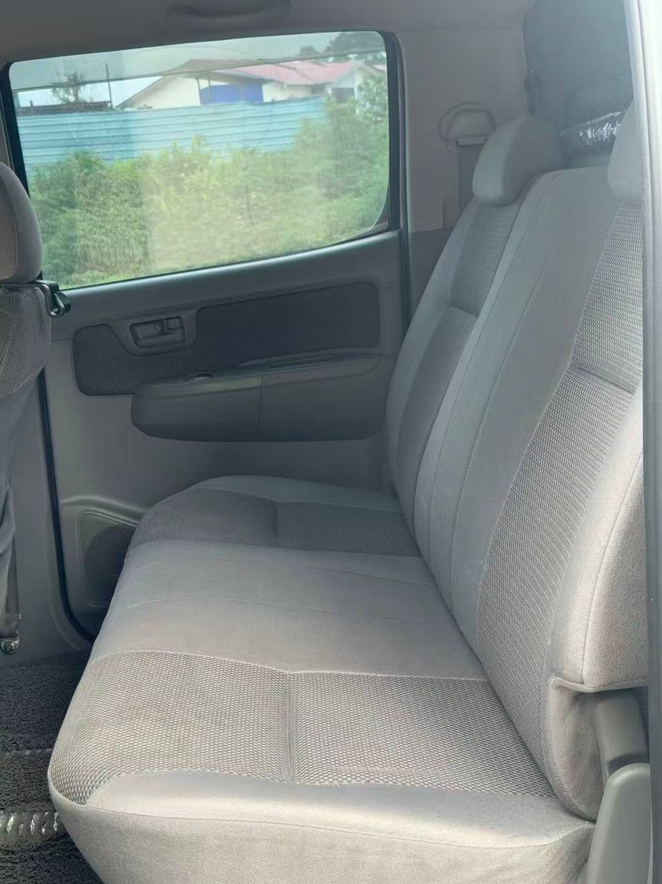 2008 Toyota Hilux 2.5 Auto gallery photo 10