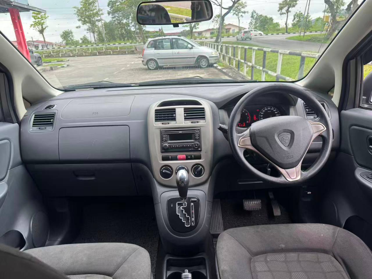 2013 Proton Exora 1.6L CVT Auto gallery photo 5