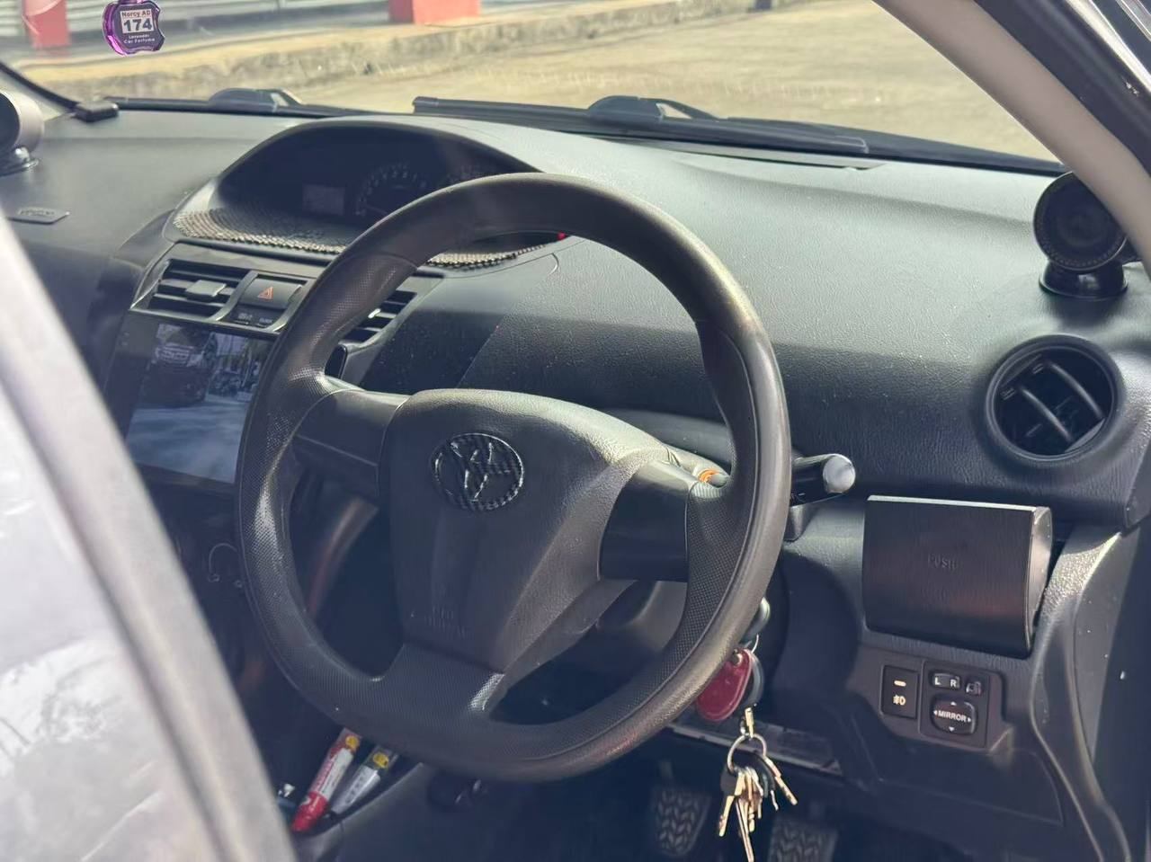 2010 Toyota Vios Dugong 1.5 Manual gallery photo 6
