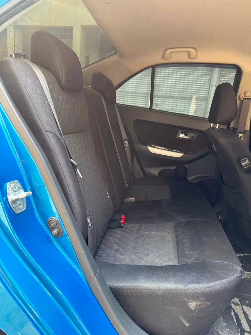 2020 Perodua Bezza 1.3 Premium gallery photo 9