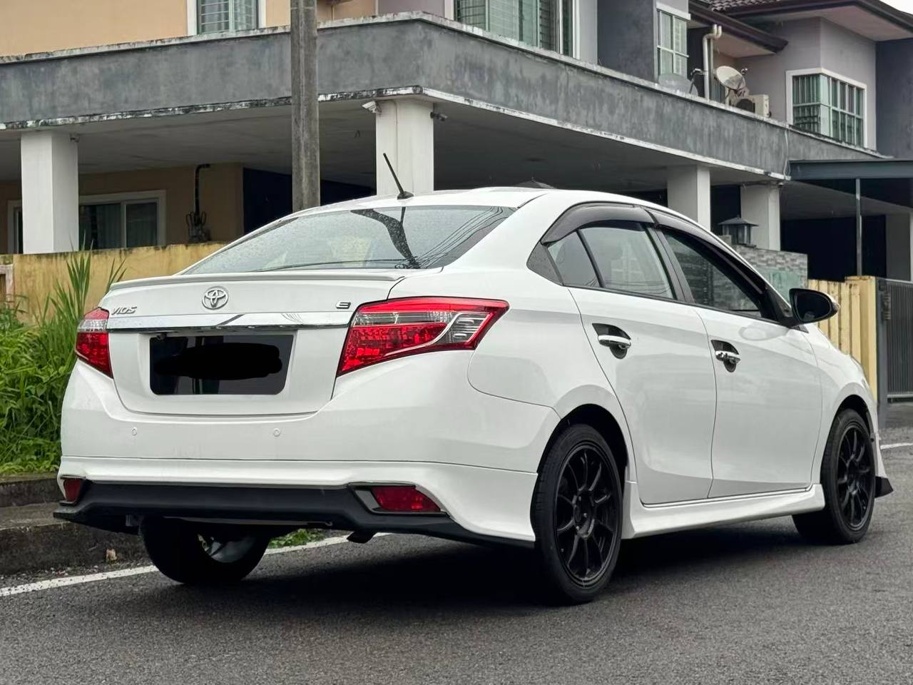 2017 Toyota Vios 1.5 E Auto gallery photo 3