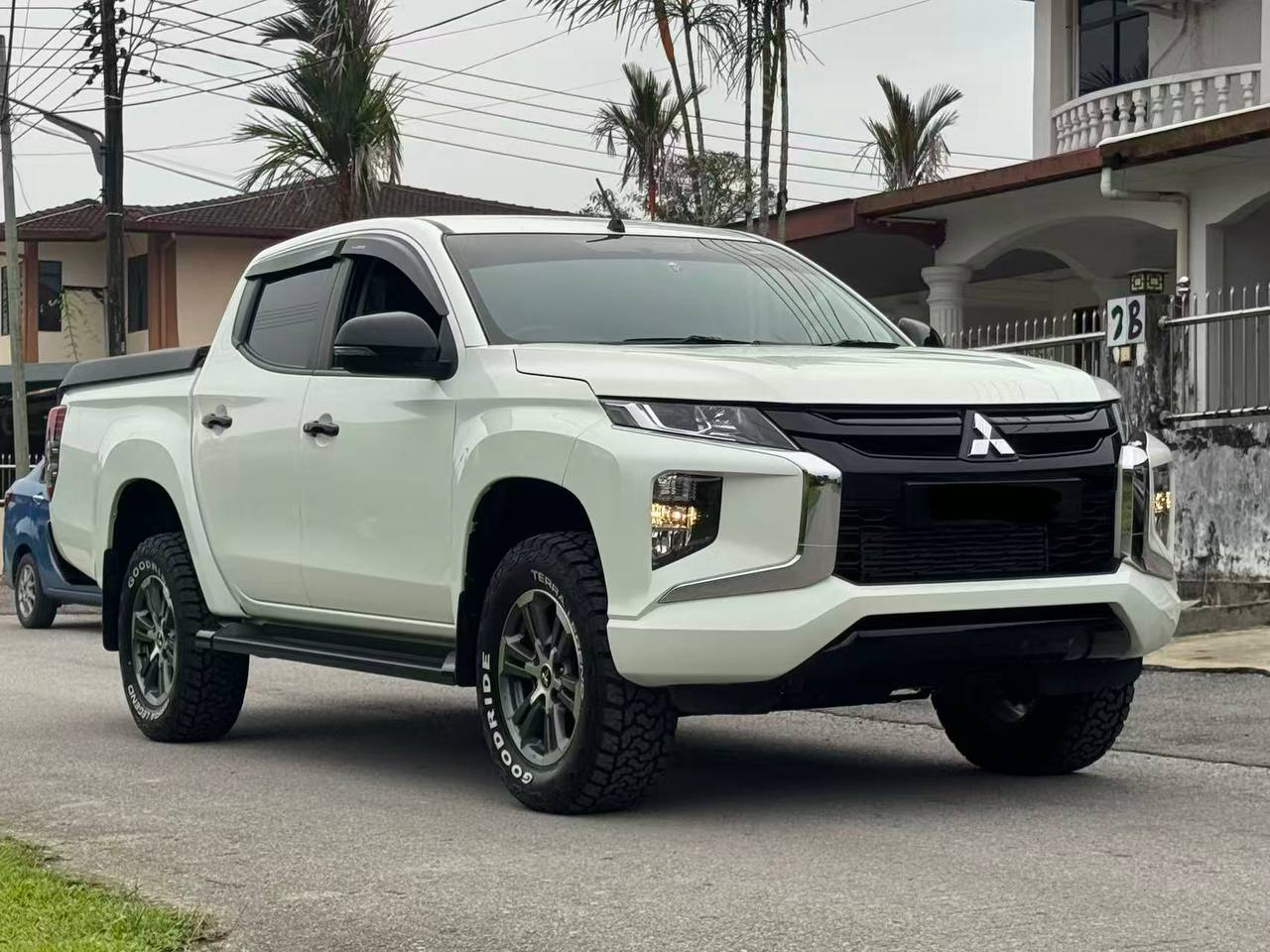 2022 Mitsubishi Triton 2.4 Manual